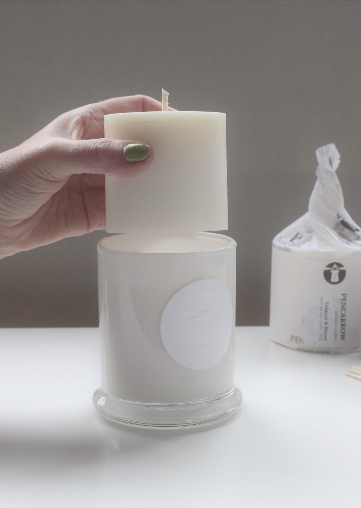 Sustain - the refillable candle